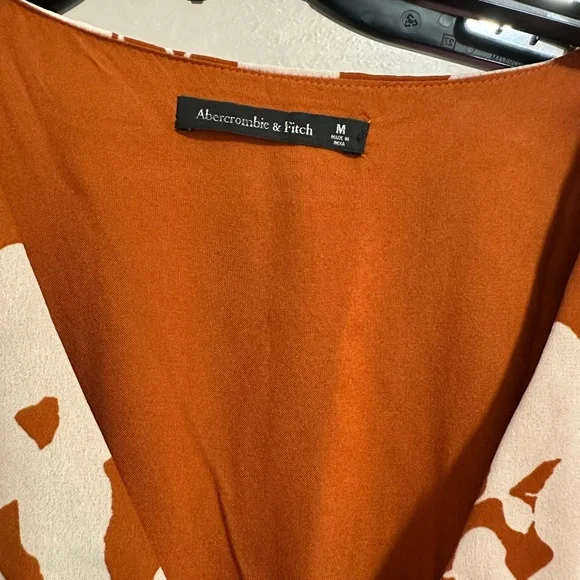 Abercrombie & Fitch Floral Maxi Dress in Burnt Orange and Cream - Picture 4 of 4